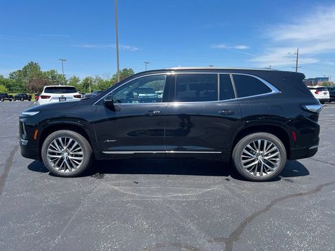 Used 2025 Buick Enclave Avenir w/ Super Cruise Package AWD/4WD image 2