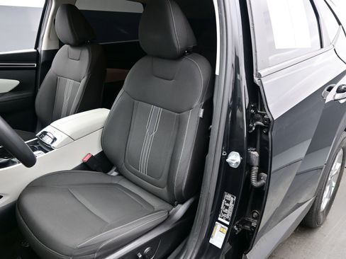 Used 2023 Hyundai Tucson SEL image 12