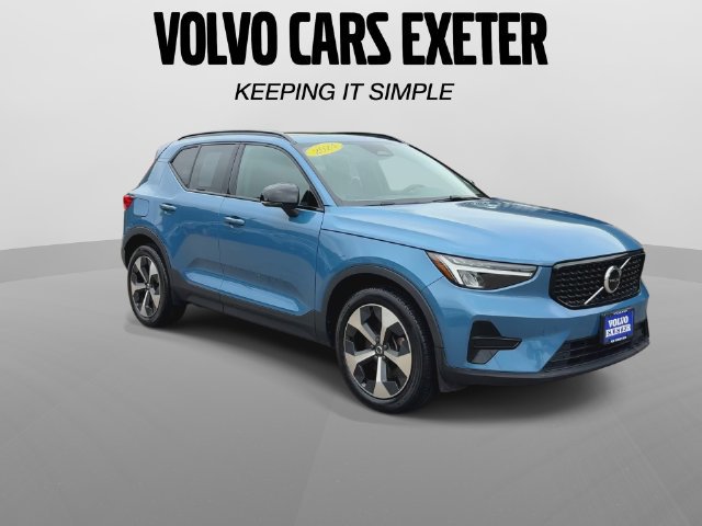 Certified 2024 Volvo XC40 B5 Core AWD/4WD image 2