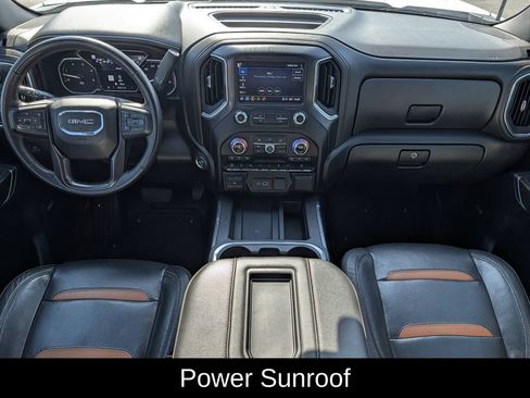 Used 2022 GMC Sierra 2500 AT4 w/ AT4 Premium Plus Package AWD/4WD image 13