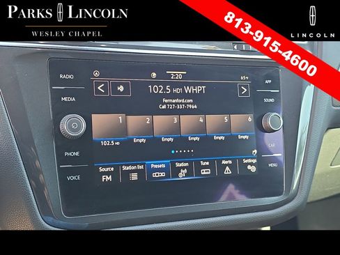 Used 2022 Volkswagen Tiguan SE R-Line image 21