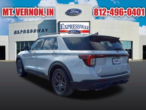 New 2026 Ford Explorer ST w/ Sun And Sound Package AWD/4WD image 8