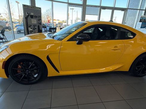Used 2026 Subaru BRZ Series.Yellow image 7