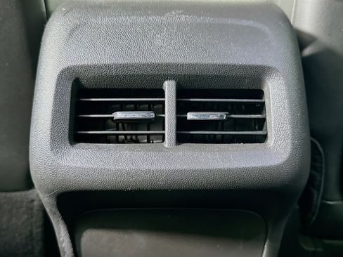 Used 2022 GMC Terrain SLT w/ Elevation Edition image 27