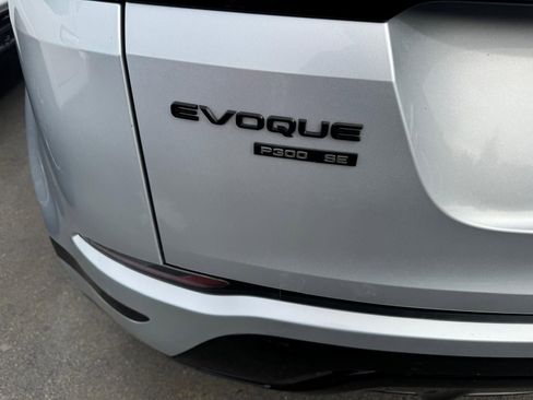 Used 2020 Land Rover Range Rover Evoque R-Dynamic SE AWD/4WD image 28