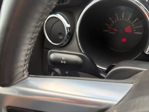 Used 2006 Ford Mustang GT RWD image 17