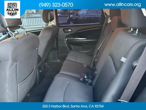 Used 2017 Dodge Journey SE w/ Flexible Seating Group FWD image 8