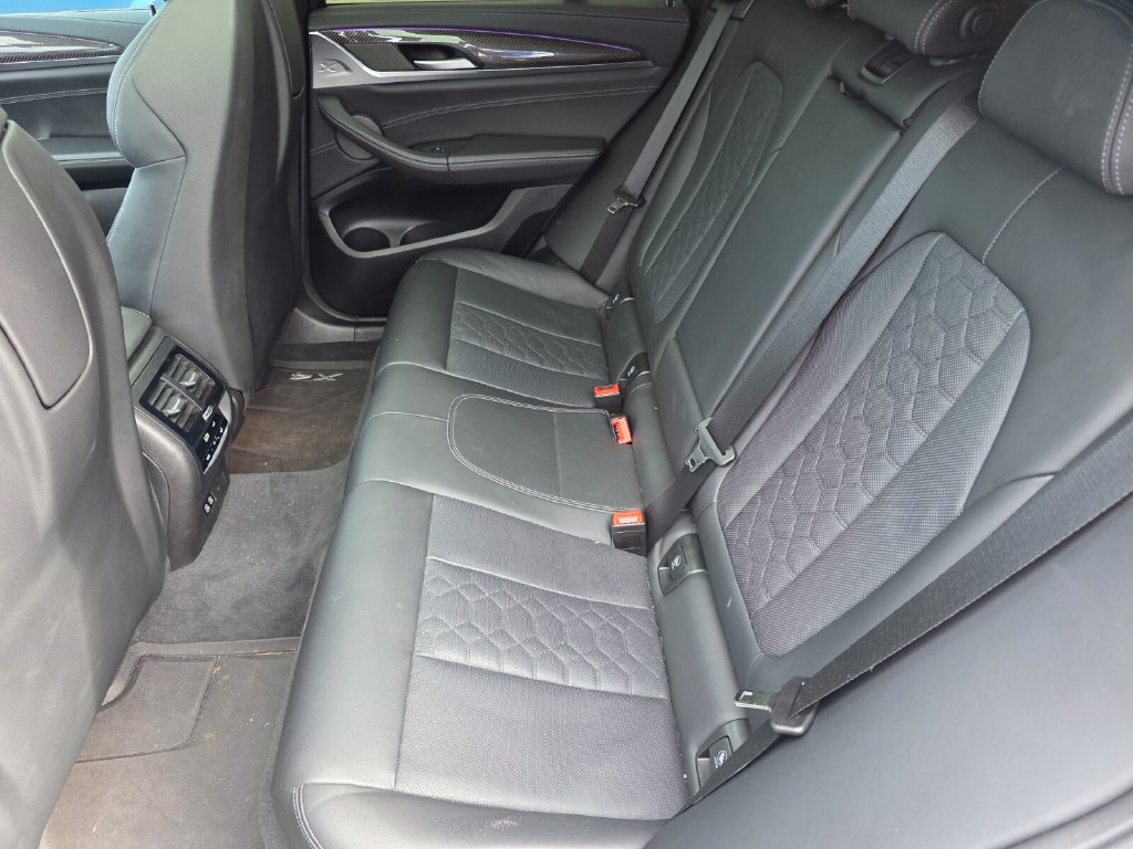 Used 2024 BMW X4 M AWD/4WD image 15