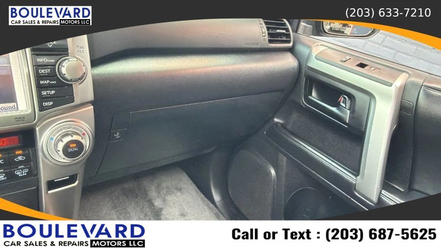 Used 2012 Toyota 4Runner Limited AWD/4WD image 14