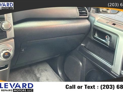 Used 2012 Toyota 4Runner Limited AWD/4WD image 14