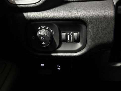 New 2026 RAM 1500 Big Horn AWD/4WD image 19