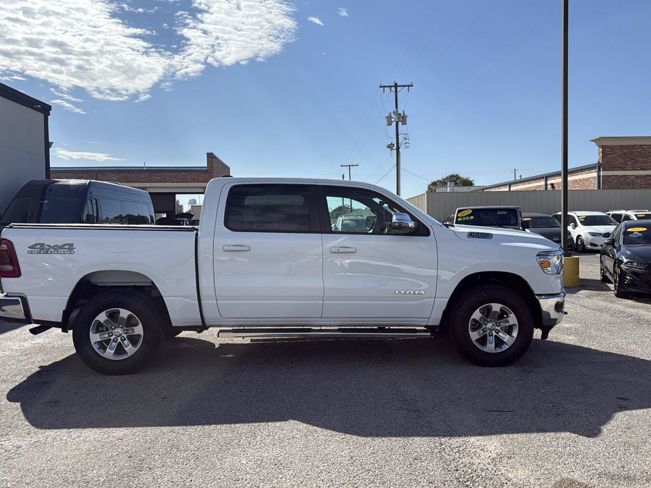 Used 2023 RAM 1500 Laramie w/ Off Road Group AWD/4WD image 5