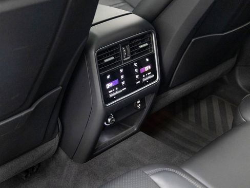 Certified 2023 Porsche Cayenne GTS AWD/4WD image 29