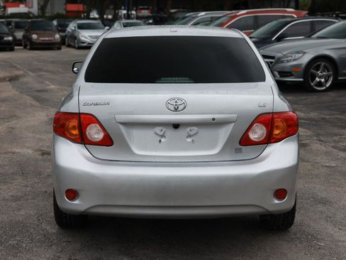 Used 2010 Toyota Corolla LE FWD image 9