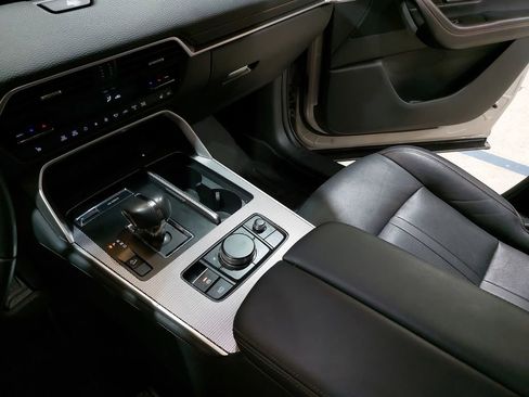 Used 2025 MAZDA CX-90 3.3 Turbo w/ Preferred Package image 26