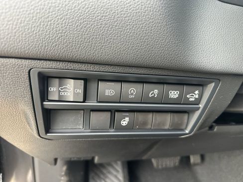 New 2026 Toyota Tundra Limited AWD/4WD image 30