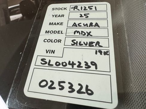 Used 2025 Acura MDX w/ Technology Package image 29