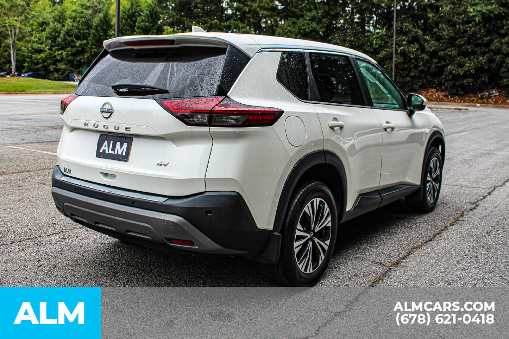 Used 2023 Nissan Rogue SV FWD image 5