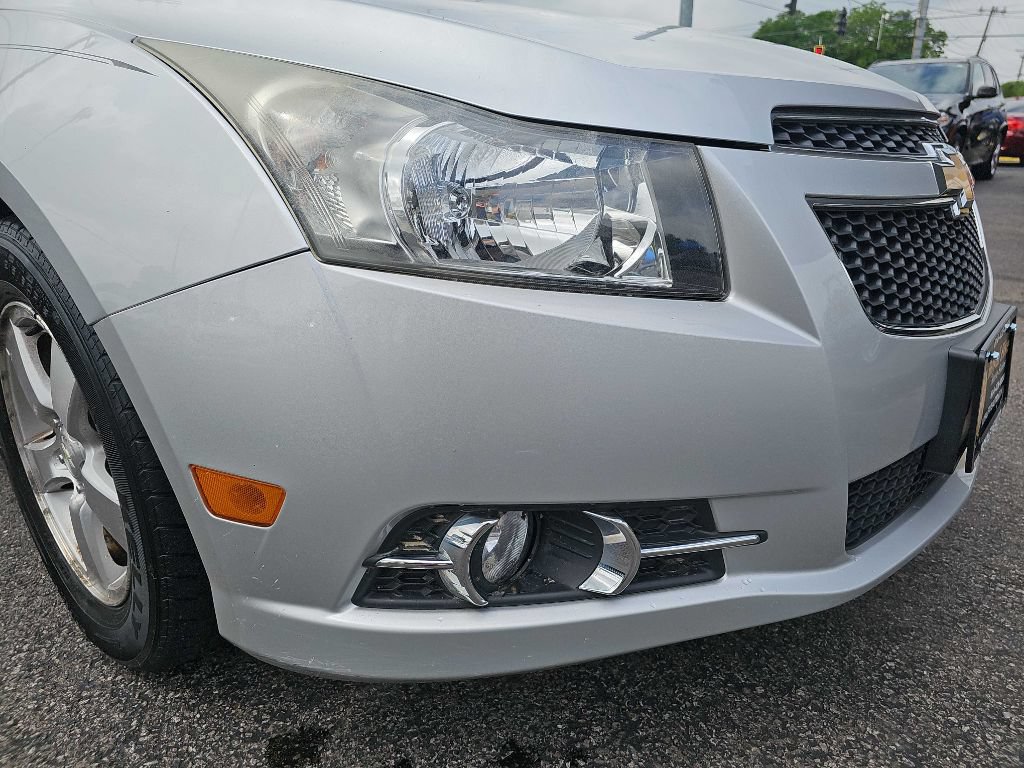 Used 2013 Chevrolet Cruze LT w/ RS Package FWD image 22