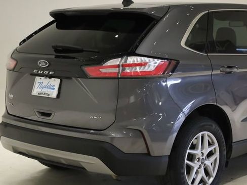 Used 2021 Ford Edge SEL w/ Cargo Accessory Package image 6