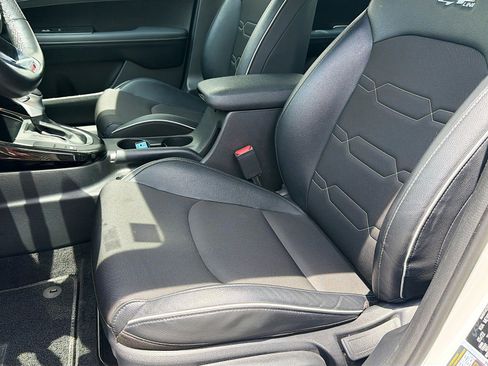 Used 2022 Kia Forte GT-Line FWD image 23
