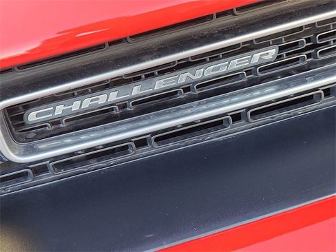 Used 2023 Dodge Challenger R/T image 32