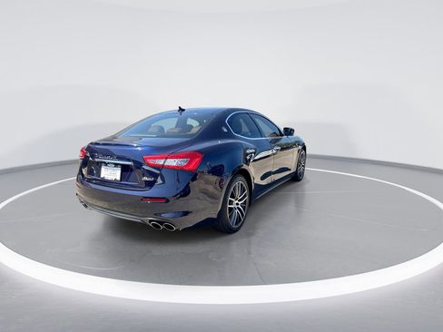 Used 2018 Maserati Ghibli S Q4 AWD/4WD image 8