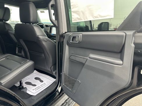 New 2025 Ford Bronco Outer Banks image 16