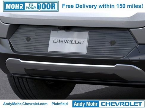 New 2025 Chevrolet Equinox EV LT image 14