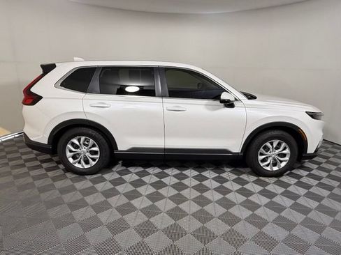 Used 2026 Honda CR-V LX image 7