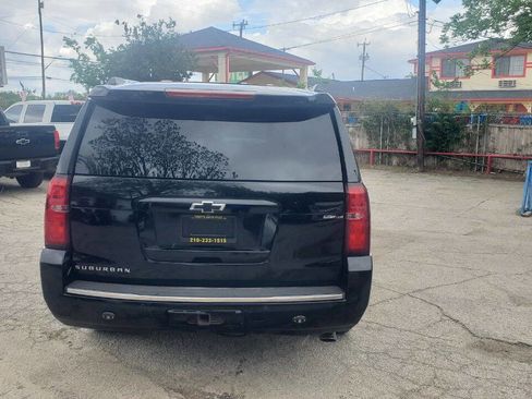 Used 2016 Chevrolet Suburban LTZ image 4