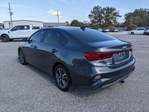 Used 2022 Kia Forte LXS image 6