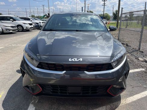 Used 2023 Kia Forte GT-Line w/ GT-Line Premium Package FWD image 2