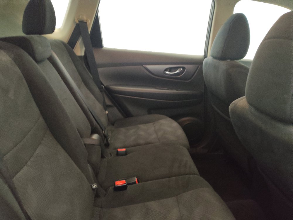 Used 2016 Nissan Rogue S AWD/4WD image 19