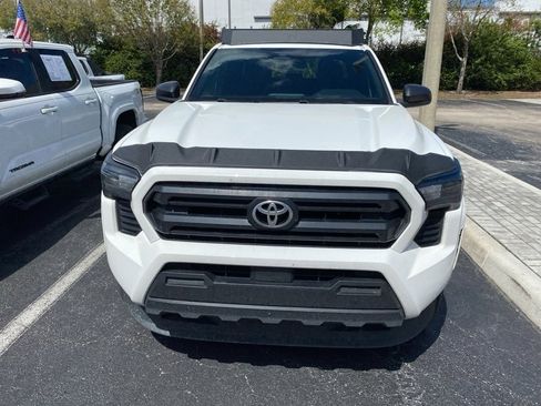 Certified 2024 Toyota Tacoma SR image 5