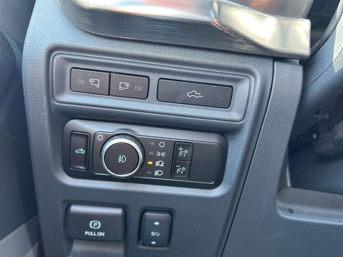 Used 2023 Ford F150 Lariat AWD/4WD image 18