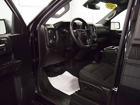 Used 2024 GMC Sierra 1500 Pro w/ Graphite Edition AWD/4WD image 15