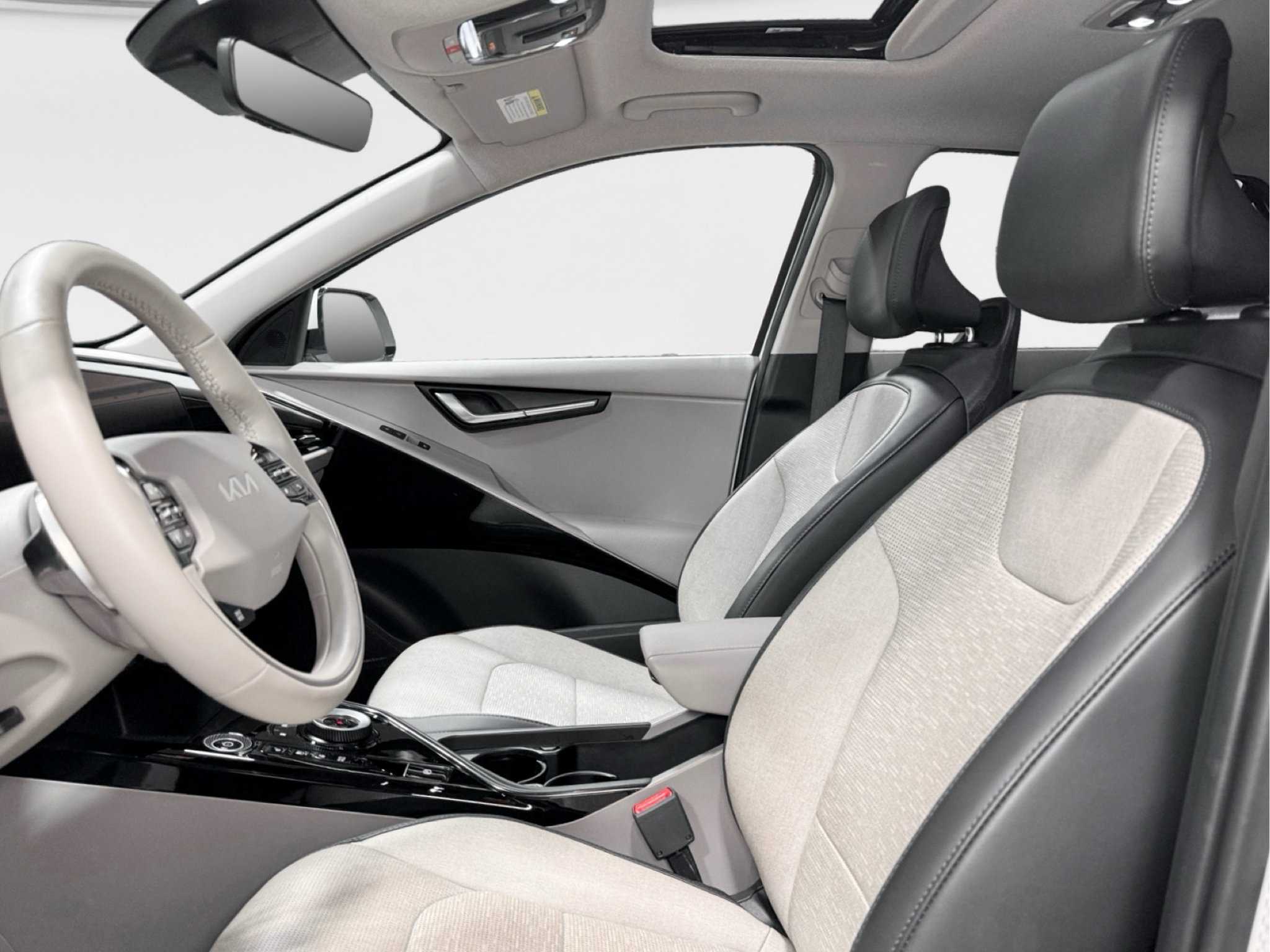 Used 2023 Kia Niro Wave FWD image 17