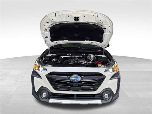 Used 2024 Subaru Outback Limited AWD/4WD image 11