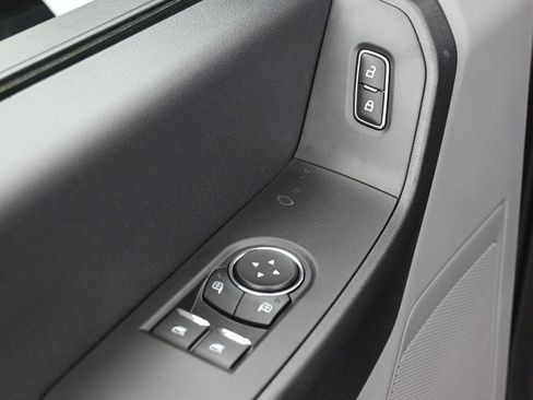 New 2026 Ford F250 XL w/ XL Chrome Package image 9