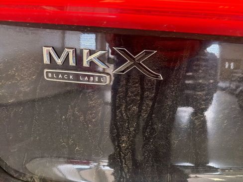 Used 2018 Lincoln MKX Black Label w/ Driver Assistance Package image 8