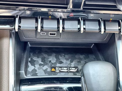 New 2026 GMC Canyon Denali w/ LPO, Denali Black Edition image 36