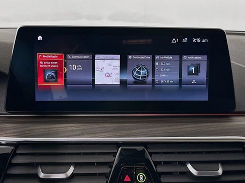 Used 2019 BMW 530i w/ Premium Package RWD image 15