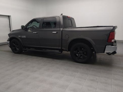 Used 2018 RAM 1500 SLT image 3