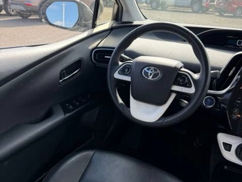 Used 2017 Toyota Prius Prime Premium w/ Carpet Mat Package FWD image 11