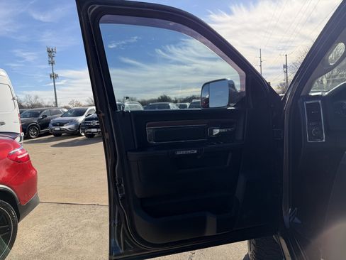 Used 2015 RAM 2500 Laramie w/ Protection Group image 20