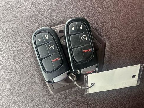 Certified 2018 RAM 1500 Laramie w/ Convenience Group image 9