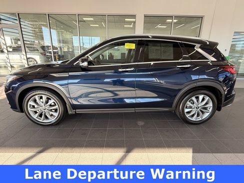 Used 2022 INFINITI QX50 Essential image 4