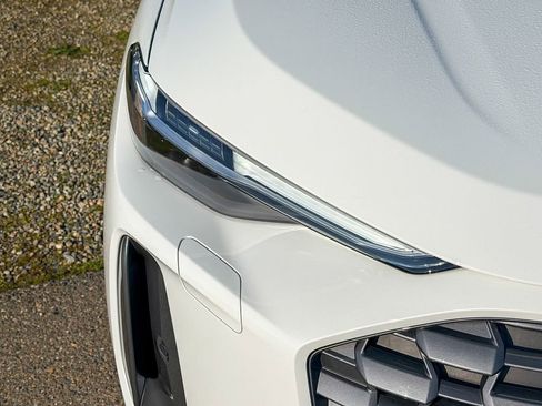 New 2025 Audi Q5 Premium Plus image 5