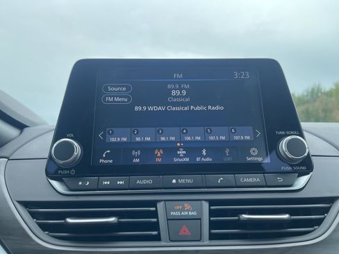 New 2025 Nissan Altima 2.5 SV image 19